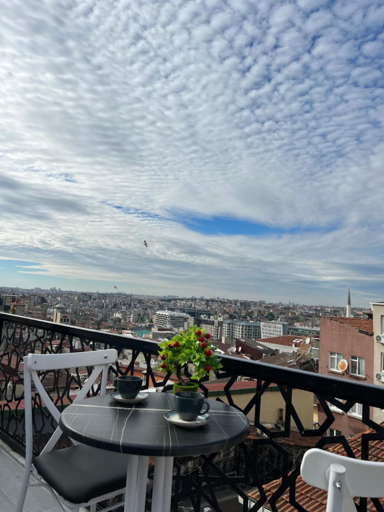 Taksim Larissa Residence Istanboel Buitenkant foto