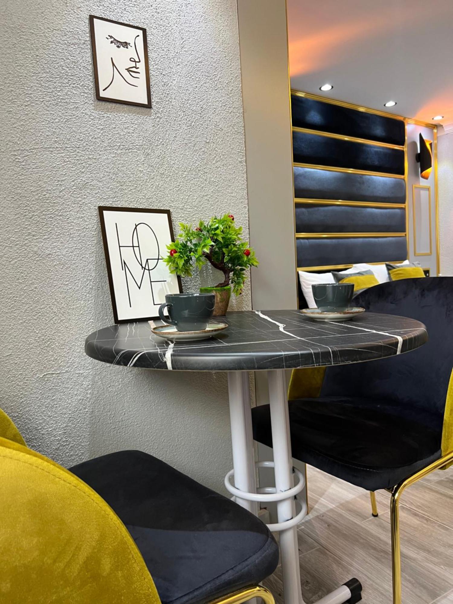 Taksim Larissa Residence Istanboel Buitenkant foto