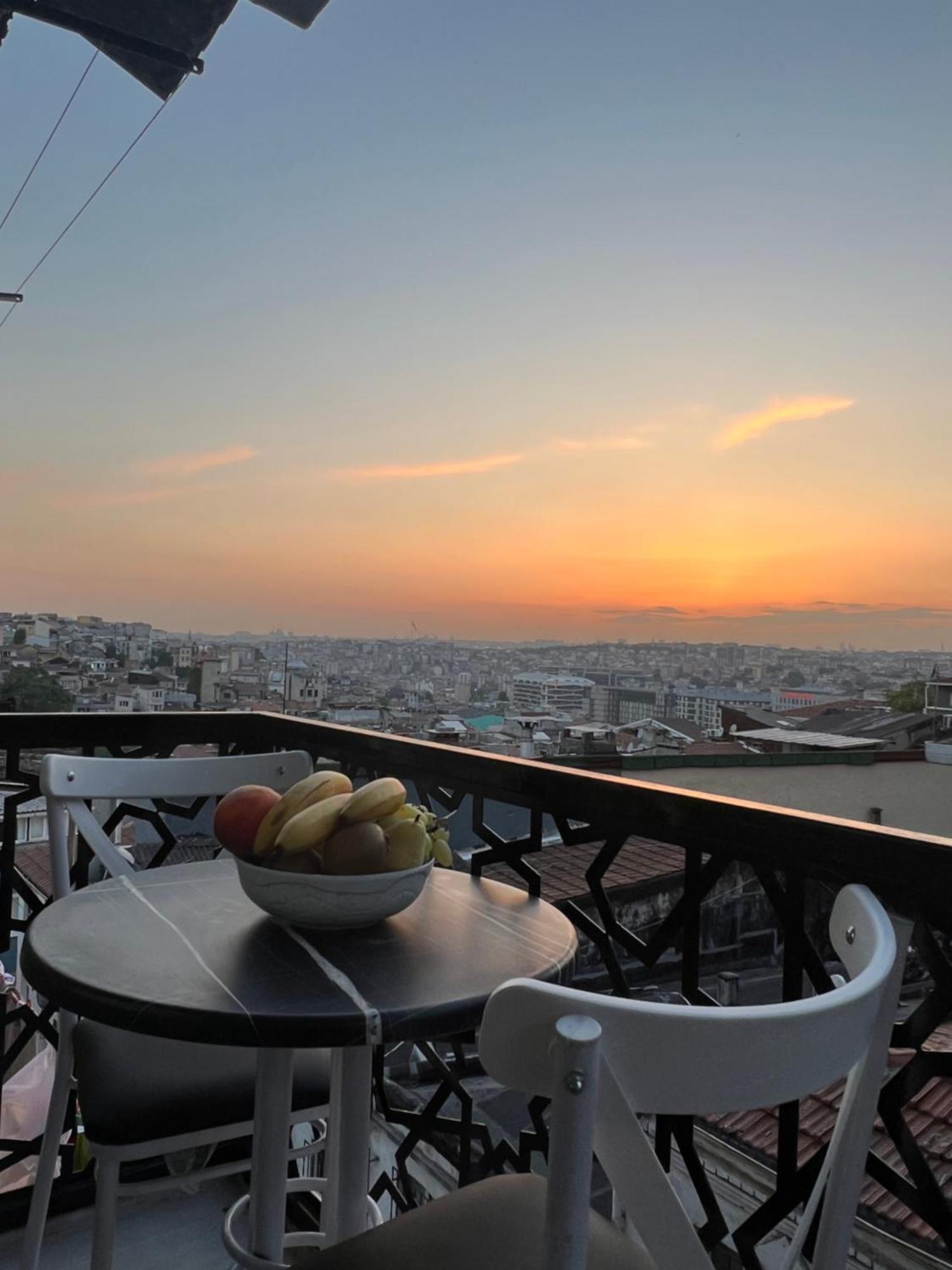 Taksim Larissa Residence Istanboel Buitenkant foto